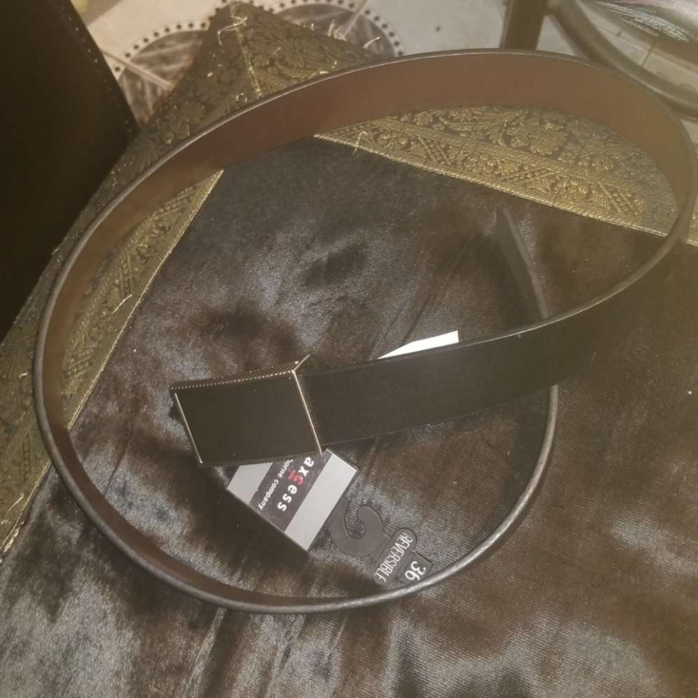 Axcess Black/Brown Reversible Leather Belt NEW